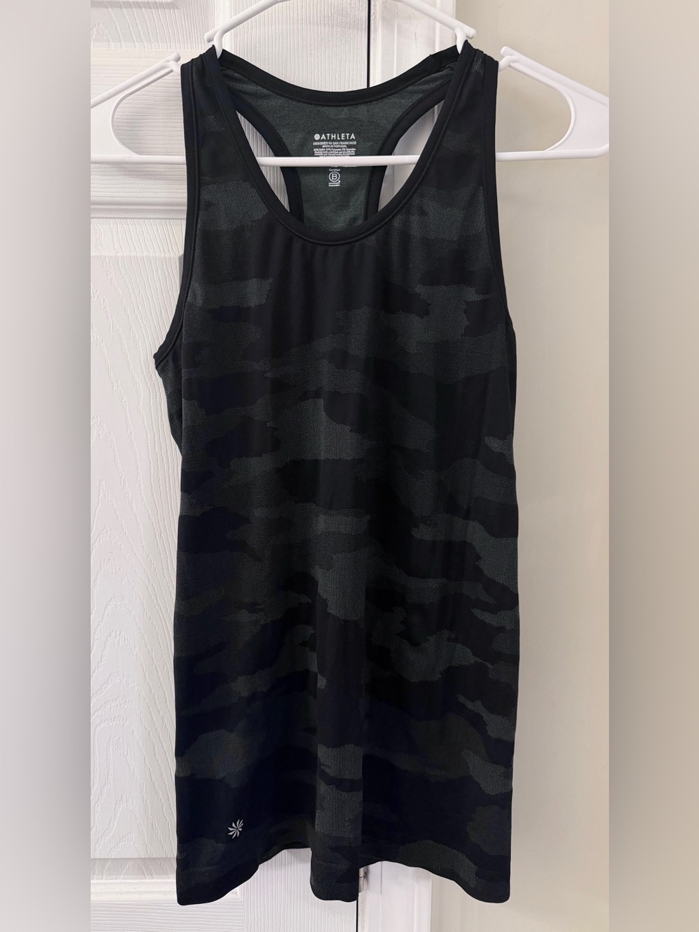 Athleta Black Gray Camo Racerback Workout Tank Top